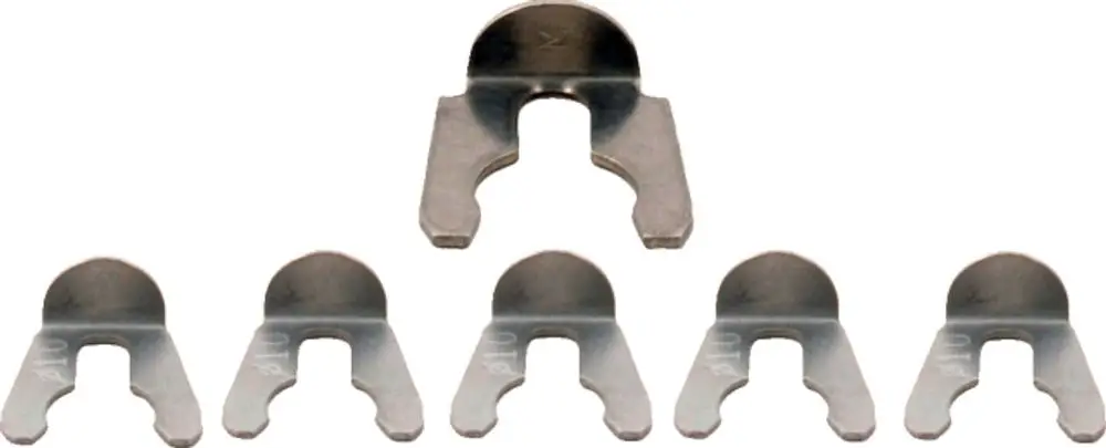 Clips-Set für hydraulische Anschlüsse von Wolf, bestehend aus mehreren metallischen Clips in verschiedenen Größen zur sicheren Befestigung von Verbindungen.